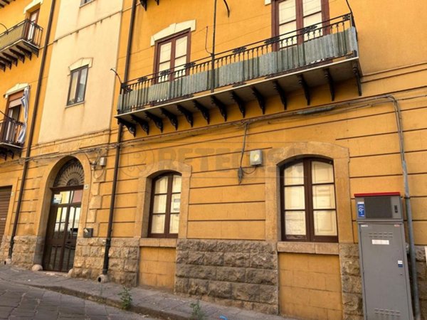 appartamento in vendita a Caltanissetta in zona Centro Storico