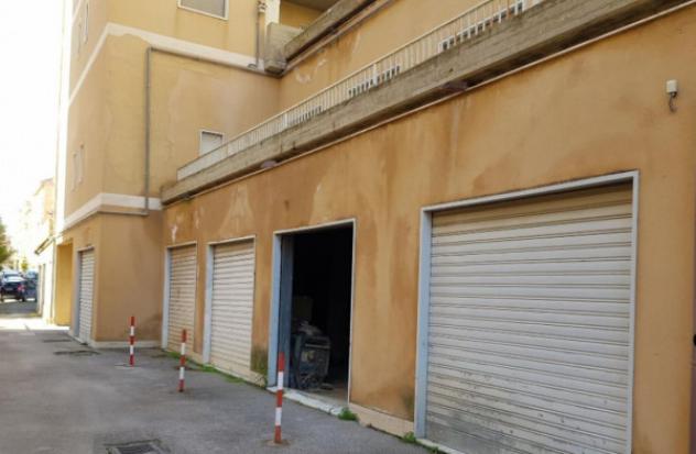 negozio in vendita a Caltanissetta