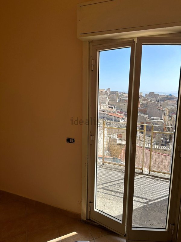 appartamento in vendita a Caltanissetta in zona Centro Storico