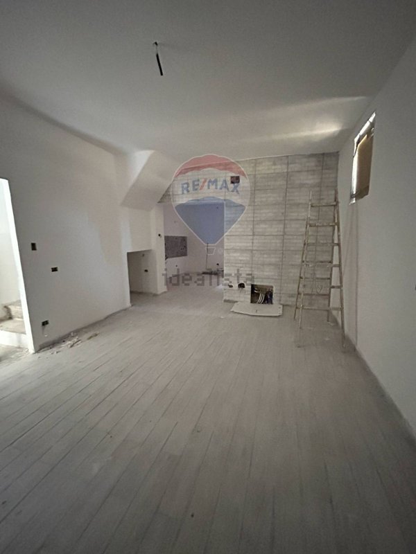 casa indipendente in vendita a Caltanissetta in zona Centro Storico