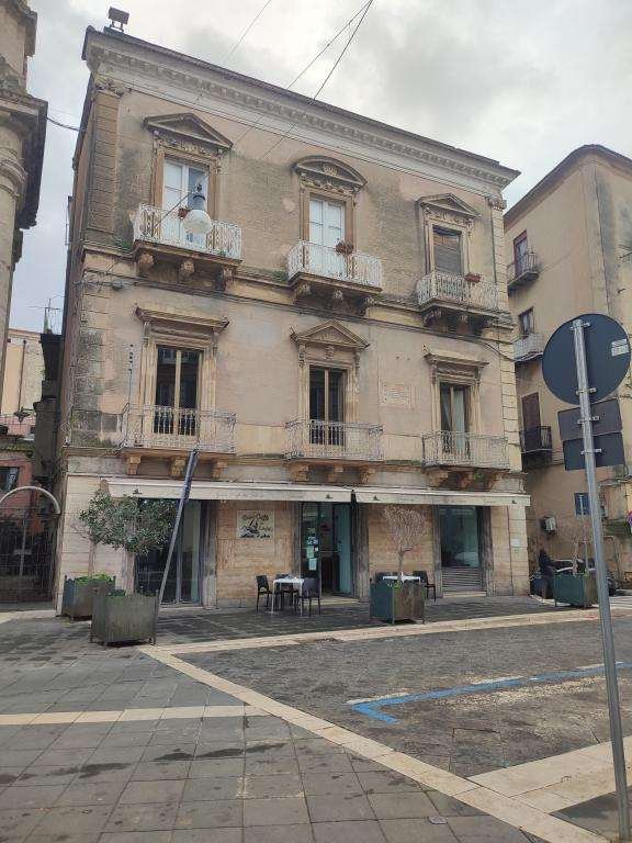 negozio in vendita a Caltanissetta in zona Centro Storico