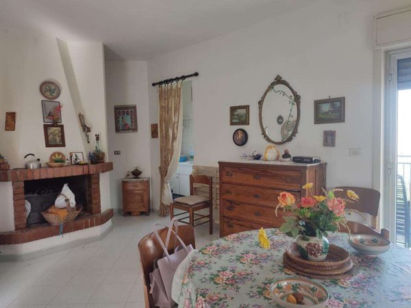 casa indipendente in vendita a Caltanissetta