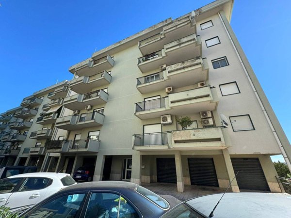 appartamento in vendita a Caltanissetta in zona Balate / Pinzelli