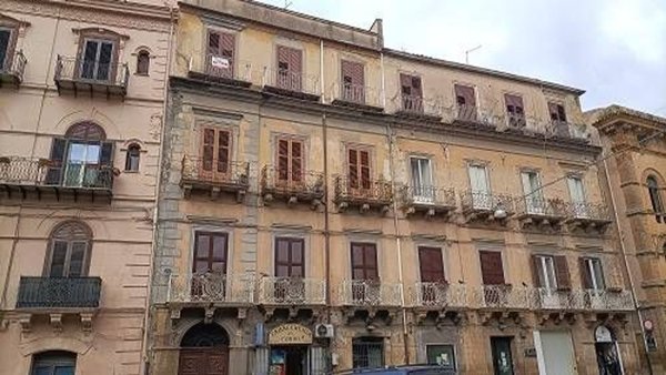 appartamento in vendita a Caltanissetta in zona Centro Storico