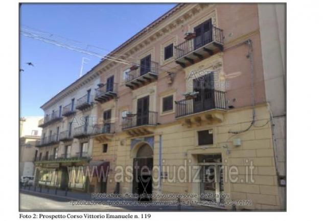 negozio in vendita a Caltanissetta in zona Centro Storico