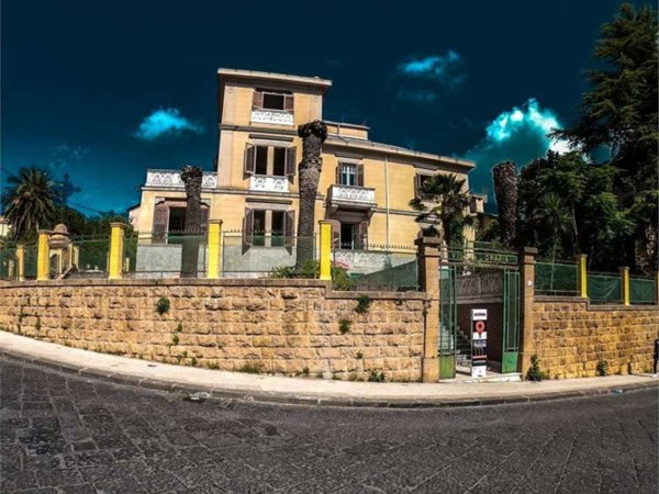 casa indipendente in vendita a Caltanissetta