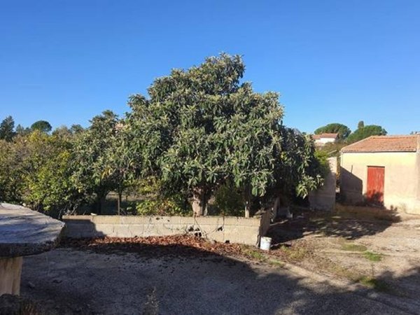 casa indipendente in vendita a Caltanissetta