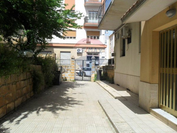 appartamento in vendita a Caltanissetta in zona Palmitelli