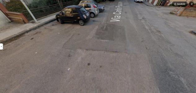 locale commerciale in vendita a Caltanissetta