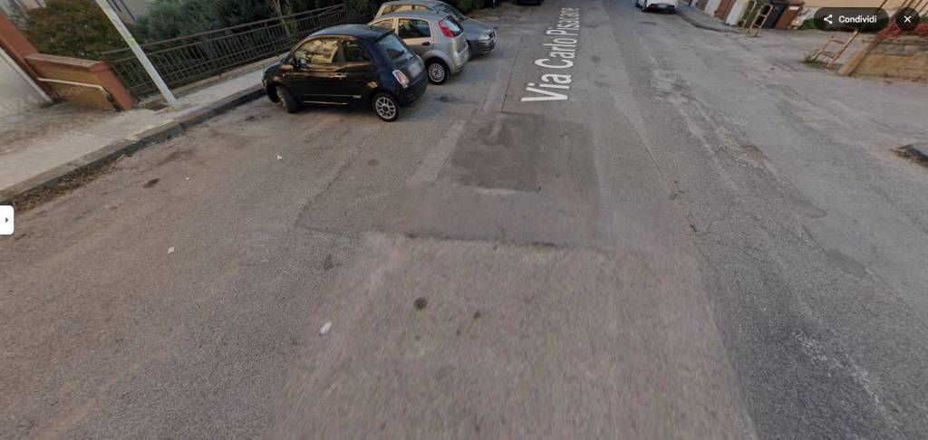 locale commerciale in vendita a Caltanissetta