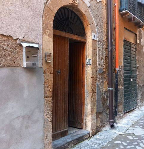 appartamento in vendita a Caltanissetta in zona Centro Storico