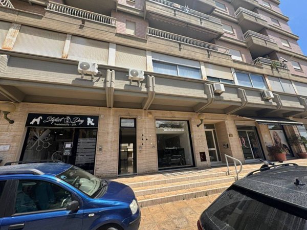 negozio in vendita a Caltanissetta