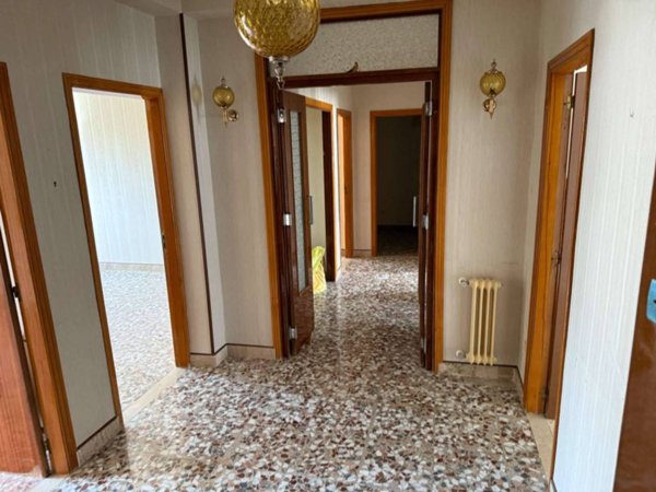 appartamento in vendita a Caltanissetta in zona Centro Storico