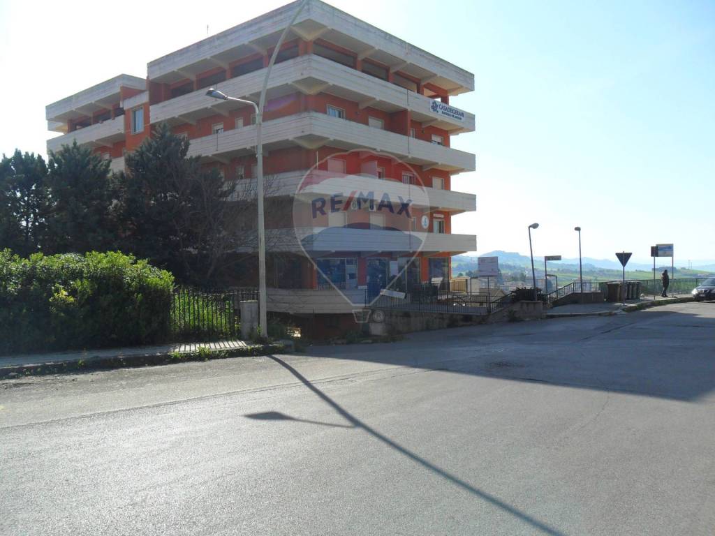 ufficio in vendita a Caltanissetta