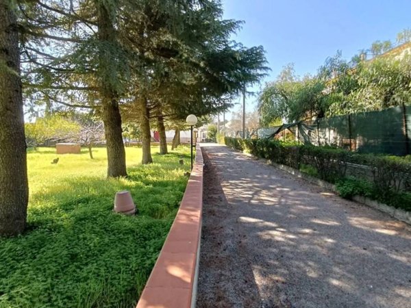 casa indipendente in vendita a Caltanissetta