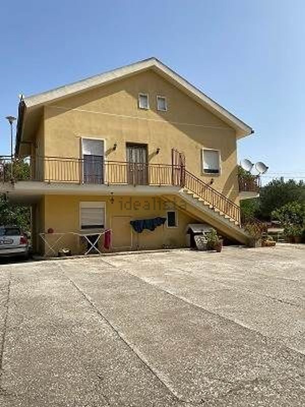 casa indipendente in vendita a Caltanissetta