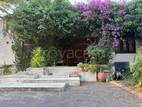 casa indipendente in vendita a Caltanissetta in zona Centro Storico