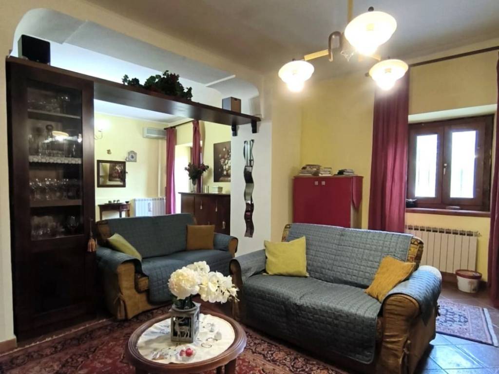 casa indipendente in vendita a Caltanissetta