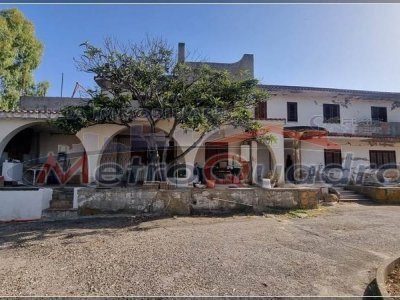casa indipendente in vendita a Caltanissetta