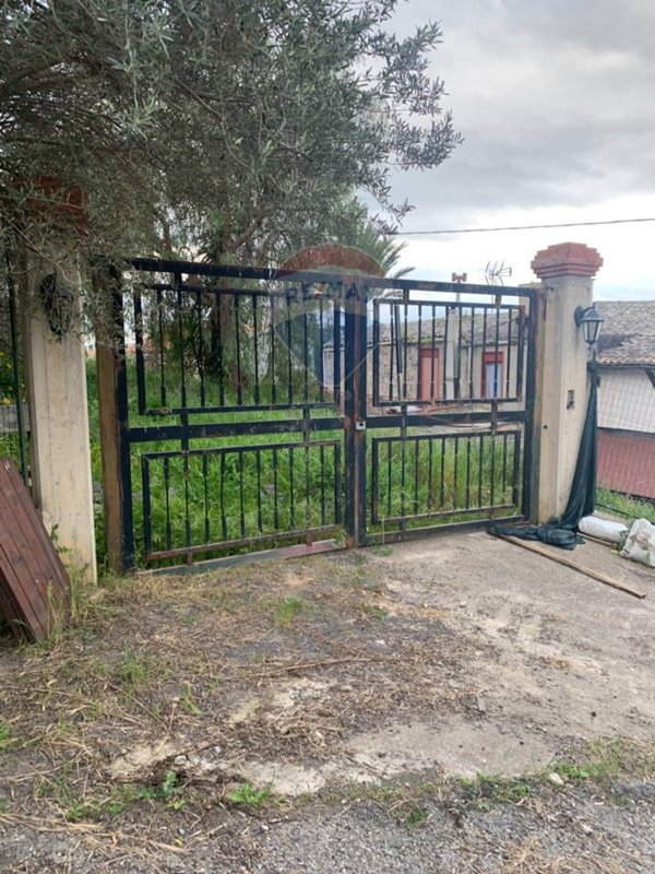 casa indipendente in vendita a Caltanissetta