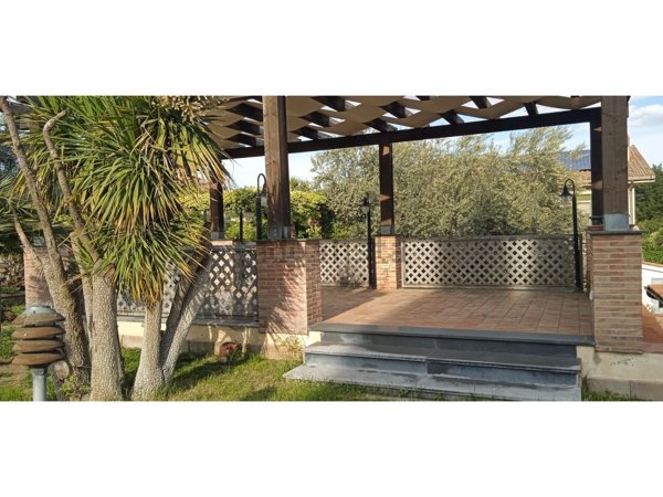 casa indipendente in vendita a Caltanissetta