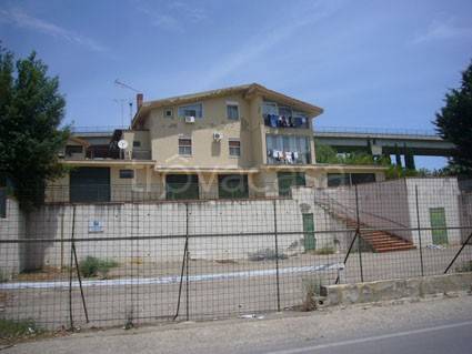 negozio in vendita a Caltanissetta