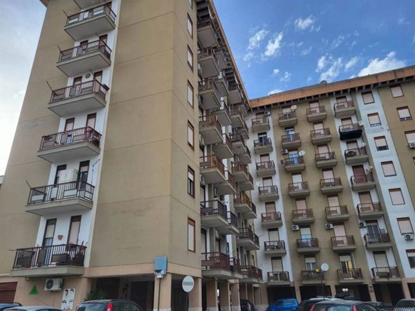 appartamento in vendita a Caltanissetta in zona Palmitelli