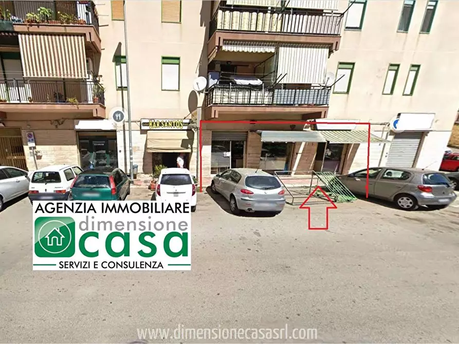 locale commerciale in vendita a Caltanissetta