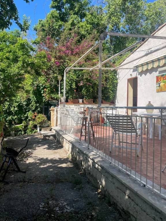 casa indipendente in vendita a Caltanissetta
