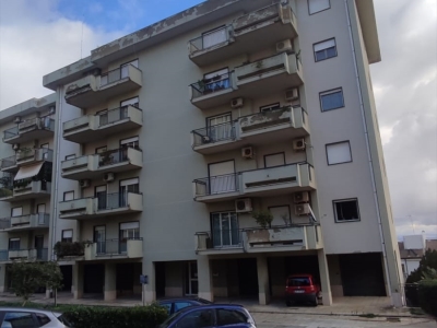 appartamento in vendita a Caltanissetta in zona Balate / Pinzelli