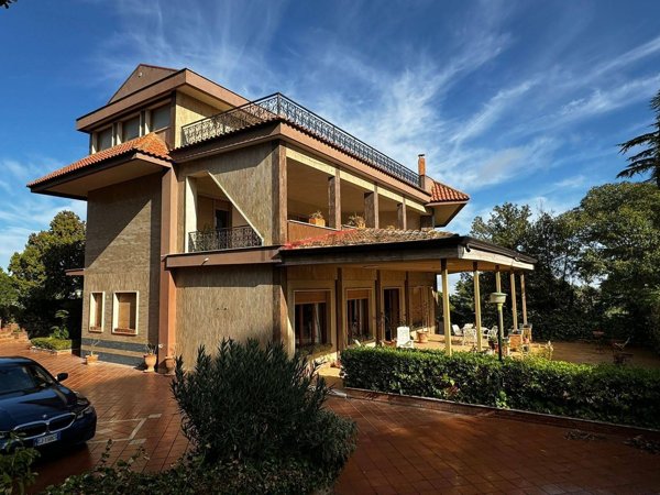 casa indipendente in vendita a Caltanissetta in zona Poggio Sant'Elia