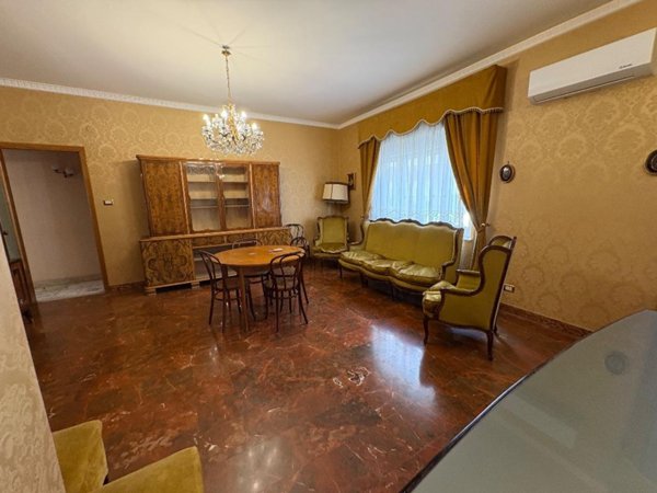 appartamento in vendita a Caltanissetta in zona Centro Storico