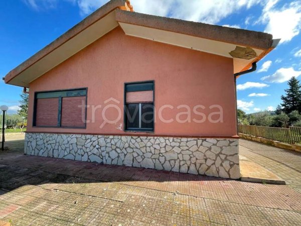 casa indipendente in vendita a Caltanissetta
