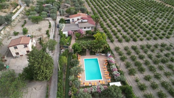 casa indipendente in vendita a Caltanissetta in zona Centro Storico