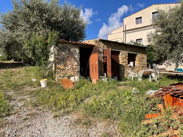 casa indipendente in vendita a Caltanissetta