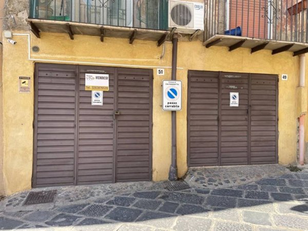negozio in vendita a Caltanissetta