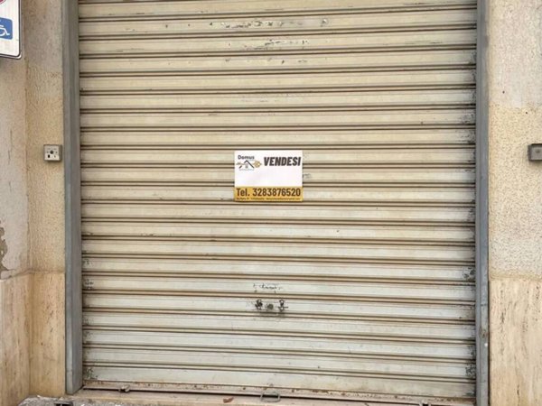 negozio in vendita a Caltanissetta