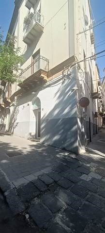 locale commerciale in vendita a Caltanissetta