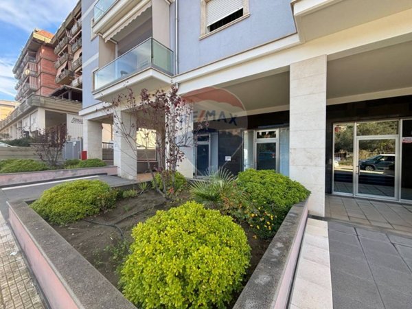 negozio in vendita a Caltanissetta in zona Centro Storico