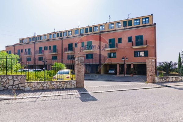 casa indipendente in vendita a Caltanissetta