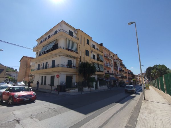 appartamento in vendita a Caltanissetta in zona Centro Storico