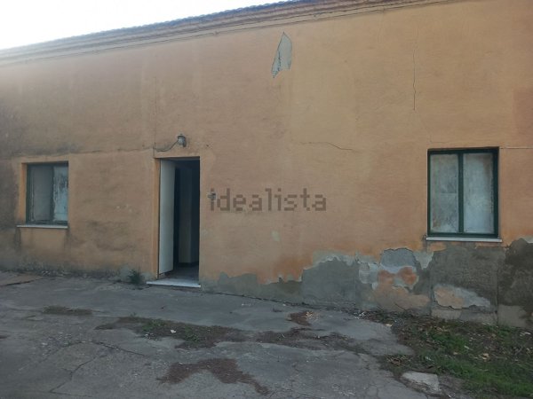 esavano in vendita a Caltanissetta