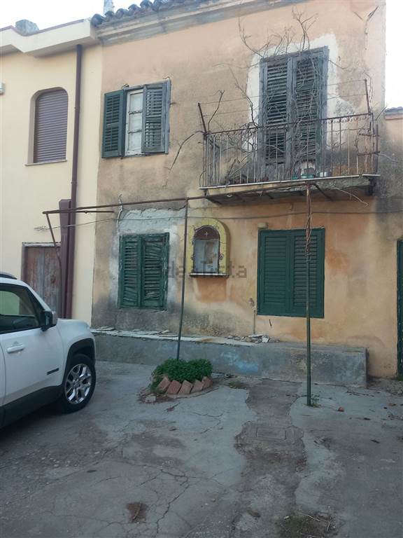 casa indipendente in vendita a Caltanissetta