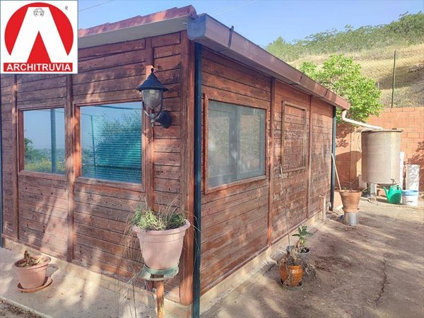 casa indipendente in vendita a Caltanissetta