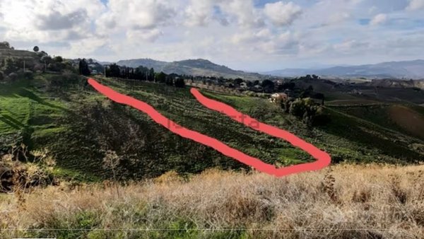 terreno edificabile in vendita a Caltanissetta