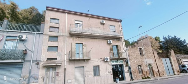 appartamento in vendita a Caltanissetta in zona Centro Storico
