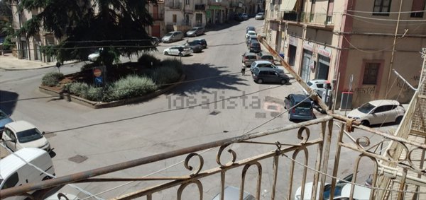 appartamento in vendita a Caltanissetta in zona Centro Storico