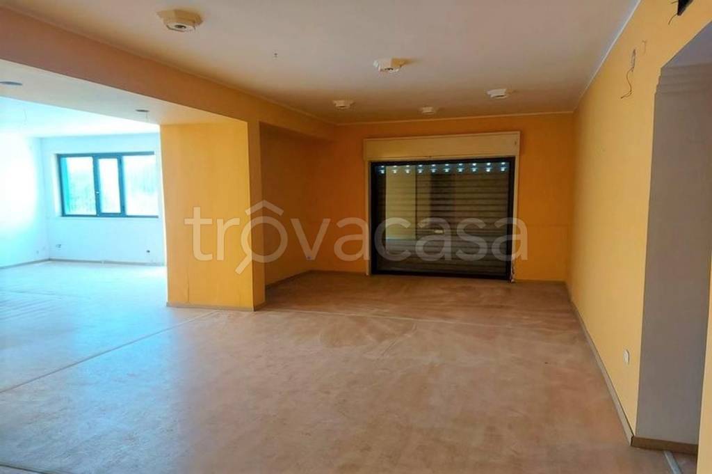 negozio in vendita a Caltanissetta