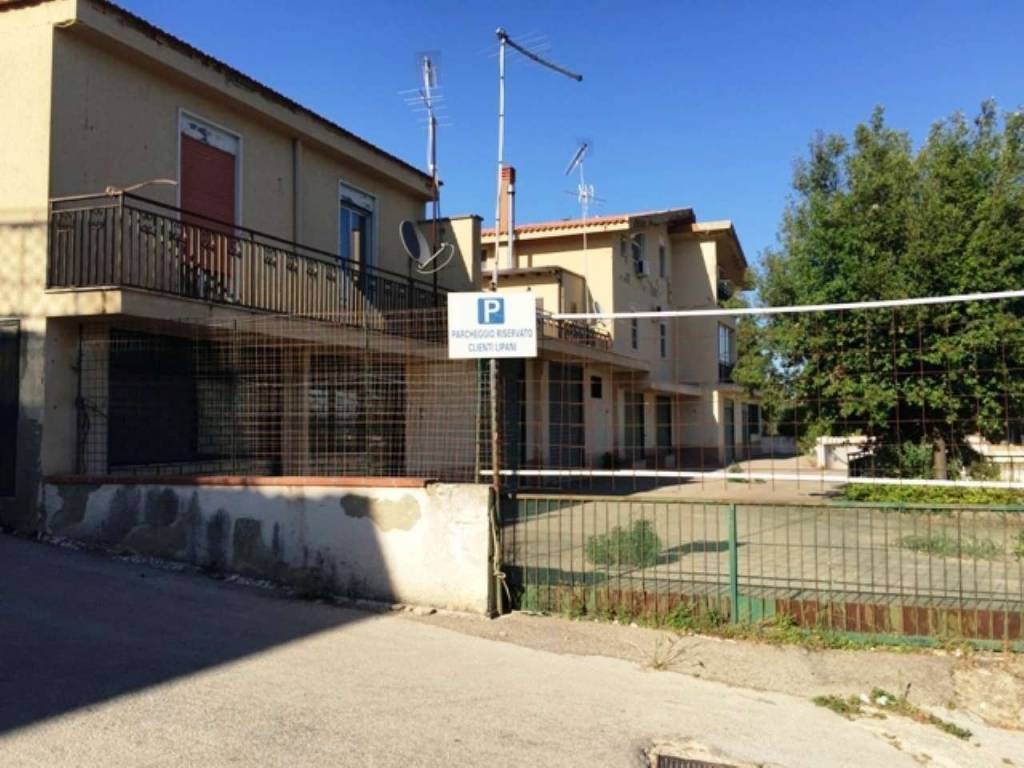 negozio in vendita a Caltanissetta