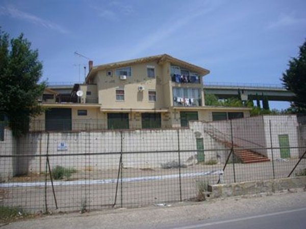 casa indipendente in vendita a Caltanissetta